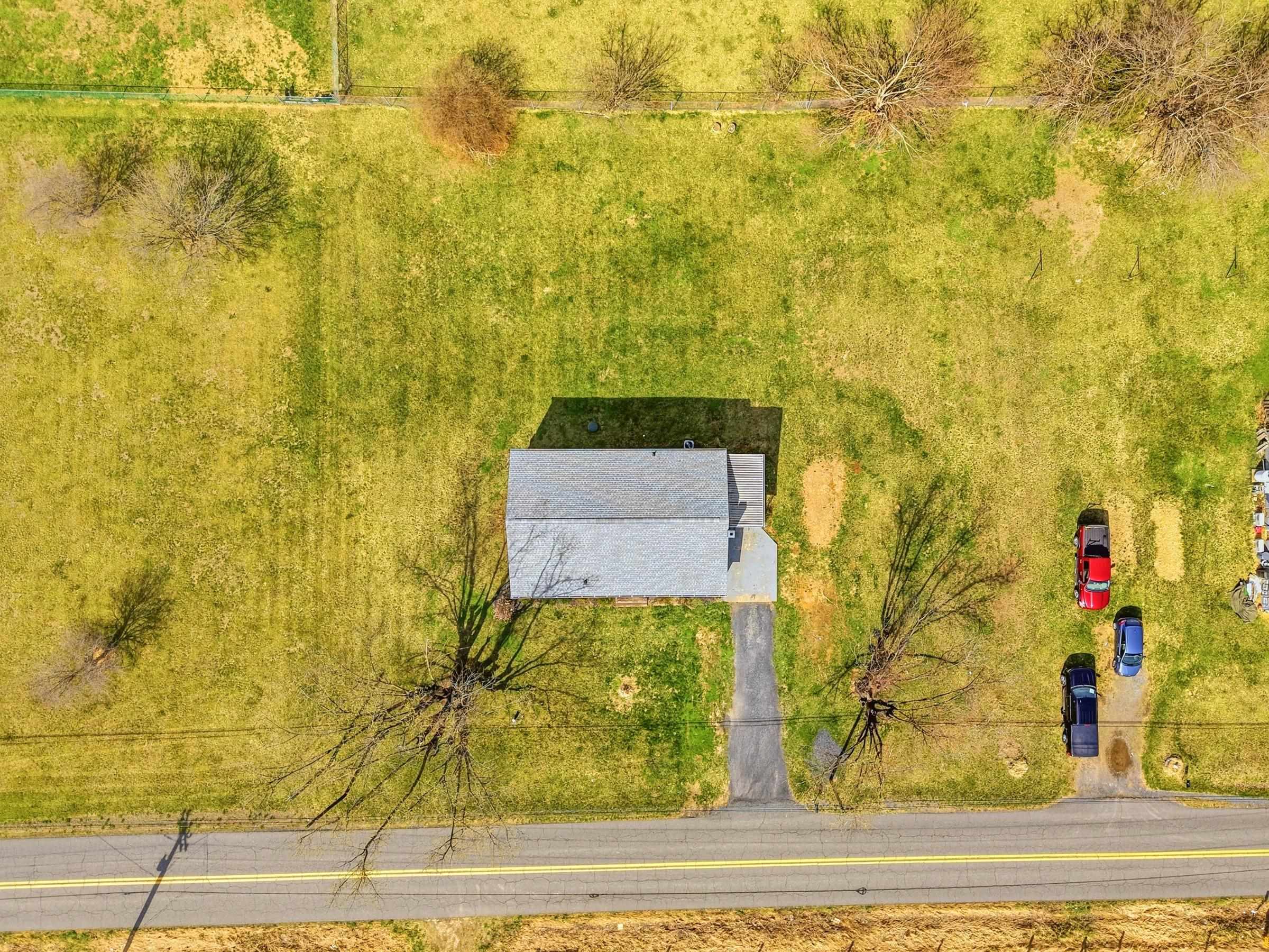 856 LEAKSVILLE RD, LURAY, Virginia 22835, 3 Bedrooms Bedrooms, ,1 BathroomBathrooms,Residential,856 LEAKSVILLE RD,674919 MLS # 674919