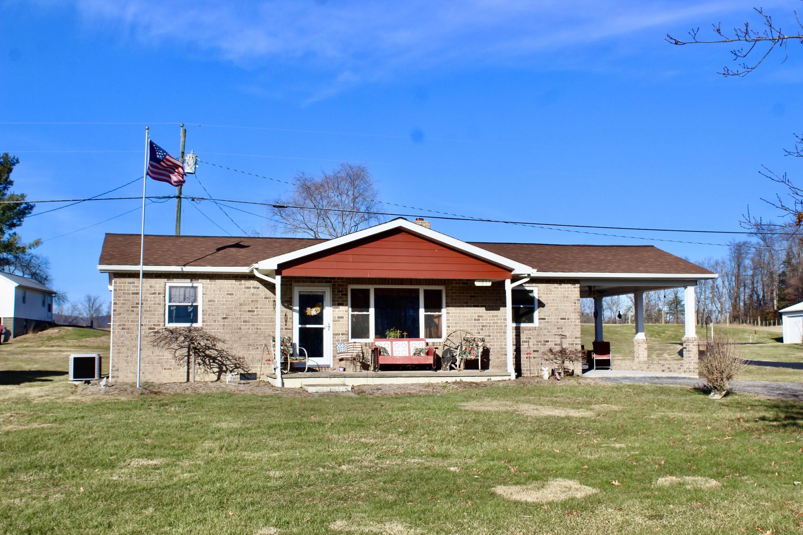 10264 NAZARENE CHURCH RD, BRIDGEWATER, Virginia 22812, 3 Bedrooms Bedrooms, ,1 BathroomBathrooms,Residential,10264 NAZARENE CHURCH RD,674920 MLS # 674920