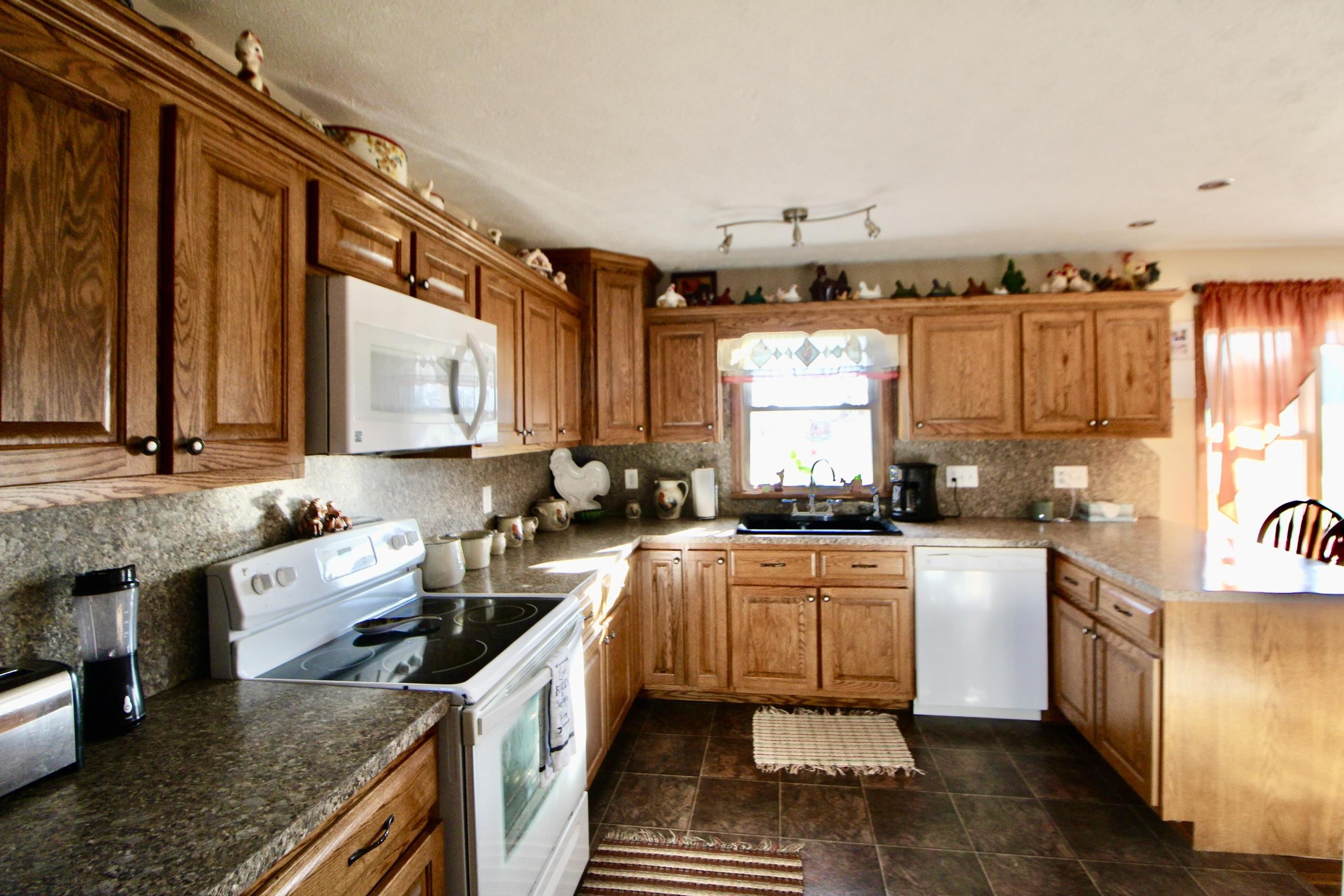 10264 NAZARENE CHURCH RD, BRIDGEWATER, Virginia 22812, 3 Bedrooms Bedrooms, ,1 BathroomBathrooms,Residential,10264 NAZARENE CHURCH RD,674920 MLS # 674920