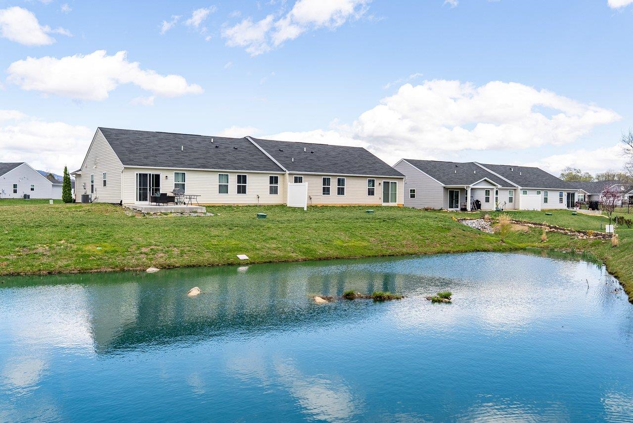 17 SOUTH PEAK DR, MCGAHEYSVILLE, Virginia 22840, 3 Bedrooms Bedrooms, ,2 BathroomsBathrooms,Residential,17 SOUTH PEAK DR,674923 MLS # 674923