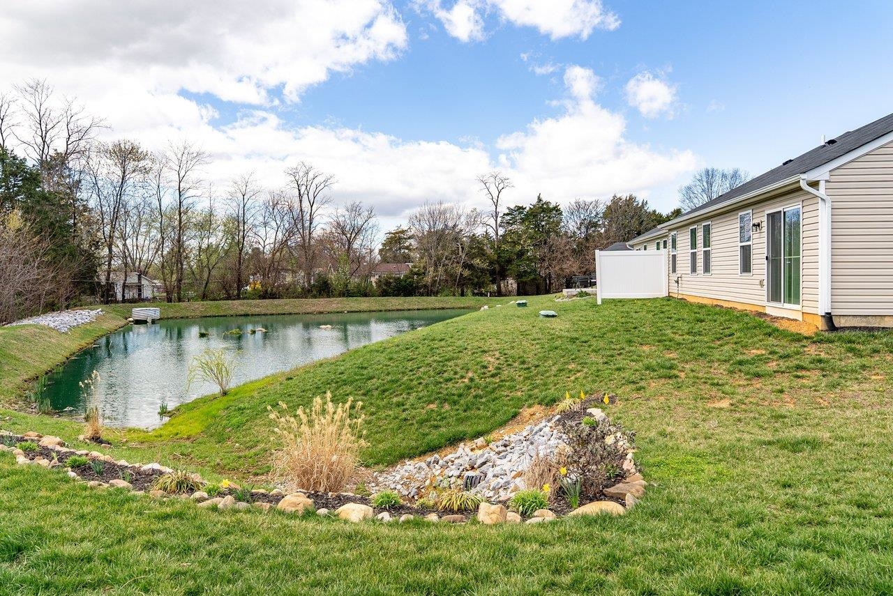 17 SOUTH PEAK DR, MCGAHEYSVILLE, Virginia 22840, 3 Bedrooms Bedrooms, ,2 BathroomsBathrooms,Residential,17 SOUTH PEAK DR,674923 MLS # 674923