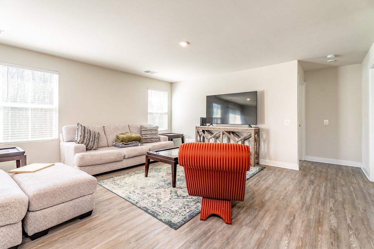 17 SOUTH PEAK DR, MCGAHEYSVILLE, Virginia 22840, 3 Bedrooms Bedrooms, ,2 BathroomsBathrooms,Residential,17 SOUTH PEAK DR,674923 MLS # 674923