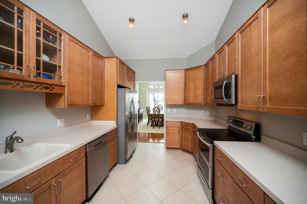 550 HARRISON CIR, LOCUST GROVE, Virginia 22508, 3 Bedrooms Bedrooms, ,2 BathroomsBathrooms,Residential,550 HARRISON CIR,VAOR2013584 MLS # VAOR2013584