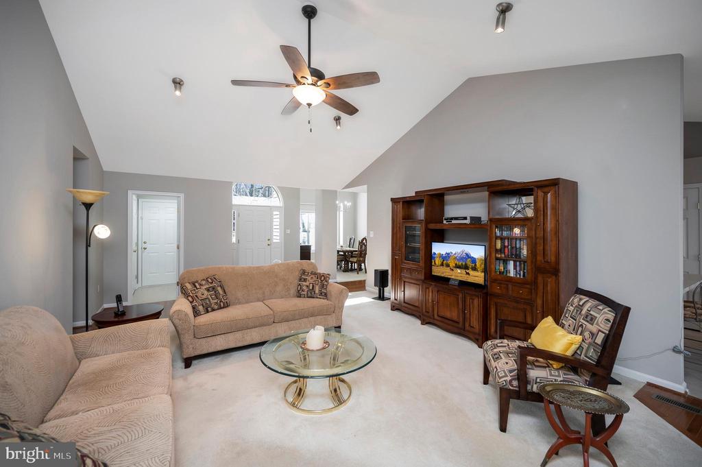 550 HARRISON CIR, LOCUST GROVE, Virginia 22508, 3 Bedrooms Bedrooms, ,2 BathroomsBathrooms,Residential,550 HARRISON CIR,VAOR2013584 MLS # VAOR2013584