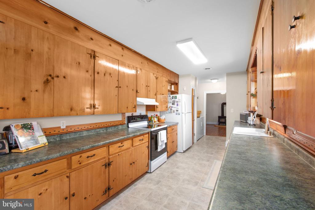 10122 ELYS FORD RD, FREDERICKSBURG, Virginia 22407, 3 Bedrooms Bedrooms, ,2 BathroomsBathrooms,Residential,10122 ELYS FORD RD,VASP2039894 MLS # VASP2039894 10122 ELYS FORD RD, FREDERICKSBURG, Virginia 22407, 3 Bedrooms Bedrooms, ,2 BathroomsBathrooms,Residential,10122 ELYS FORD RD,VASP2039894 MLS # VASP2039894