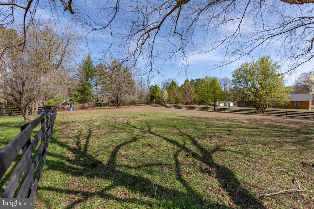 10122 ELYS FORD RD, FREDERICKSBURG, Virginia 22407, 3 Bedrooms Bedrooms, ,2 BathroomsBathrooms,Residential,10122 ELYS FORD RD,VASP2039894 MLS # VASP2039894 10122 ELYS FORD RD, FREDERICKSBURG, Virginia 22407, 3 Bedrooms Bedrooms, ,2 BathroomsBathrooms,Residential,10122 ELYS FORD RD,VASP2039894 MLS # VASP2039894