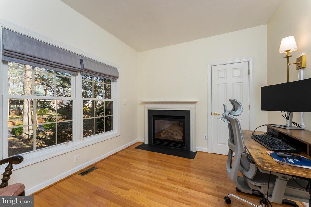 100 CRYSTAL CT, LOCUST GROVE, Virginia 22508, 4 Bedrooms Bedrooms, ,3 BathroomsBathrooms,Residential,100 CRYSTAL CT,VAOR2013228 MLS # VAOR2013228