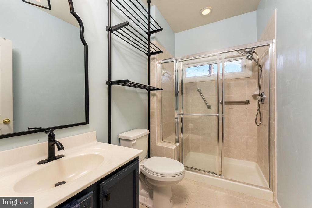 100 CRYSTAL CT, LOCUST GROVE, Virginia 22508, 4 Bedrooms Bedrooms, ,3 BathroomsBathrooms,Residential,100 CRYSTAL CT,VAOR2013228 MLS # VAOR2013228