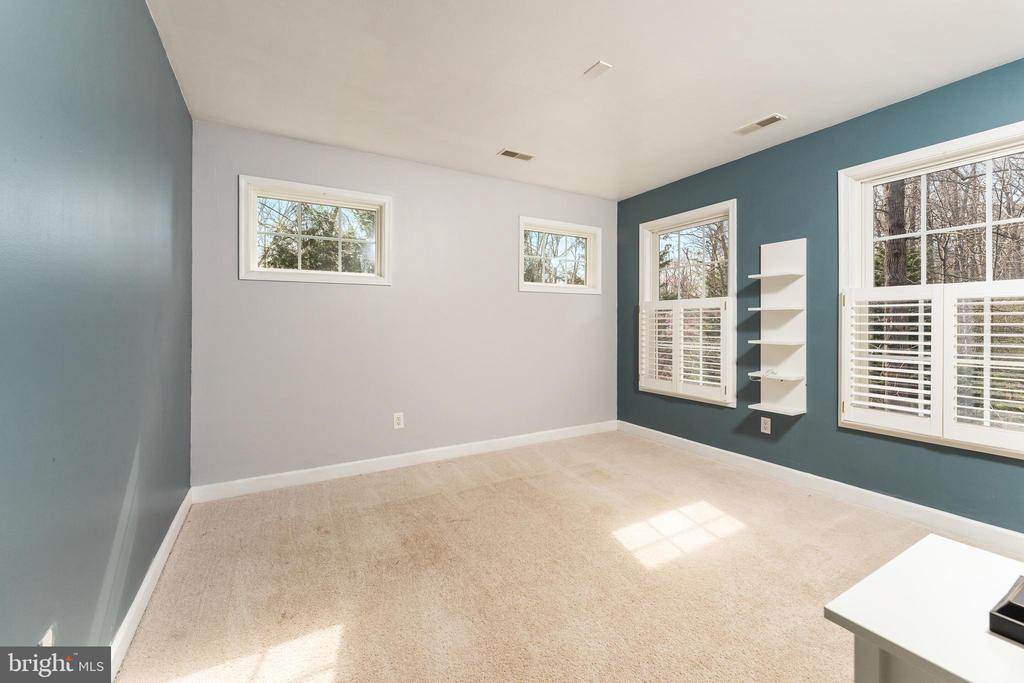 100 CRYSTAL CT, LOCUST GROVE, Virginia 22508, 4 Bedrooms Bedrooms, ,3 BathroomsBathrooms,Residential,100 CRYSTAL CT,VAOR2013228 MLS # VAOR2013228