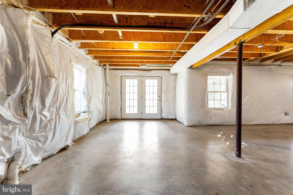 100 CRYSTAL CT, LOCUST GROVE, Virginia 22508, 4 Bedrooms Bedrooms, ,3 BathroomsBathrooms,Residential,100 CRYSTAL CT,VAOR2013228 MLS # VAOR2013228