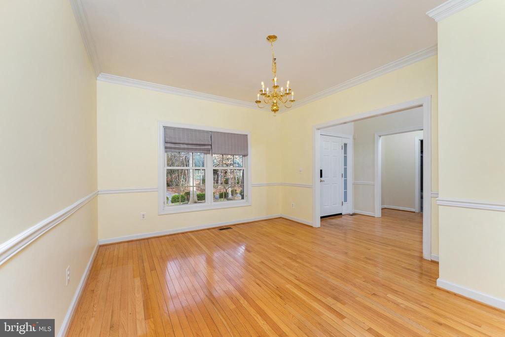 100 CRYSTAL CT, LOCUST GROVE, Virginia 22508, 4 Bedrooms Bedrooms, ,3 BathroomsBathrooms,Residential,100 CRYSTAL CT,VAOR2013228 MLS # VAOR2013228