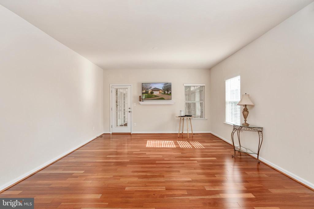 6227 E DRANESVILLE DR, FREDERICKSBURG, Virginia 22407, 3 Bedrooms Bedrooms, ,2 BathroomsBathrooms,Residential,6227 E DRANESVILLE DR,VASP2040226 MLS # VASP2040226