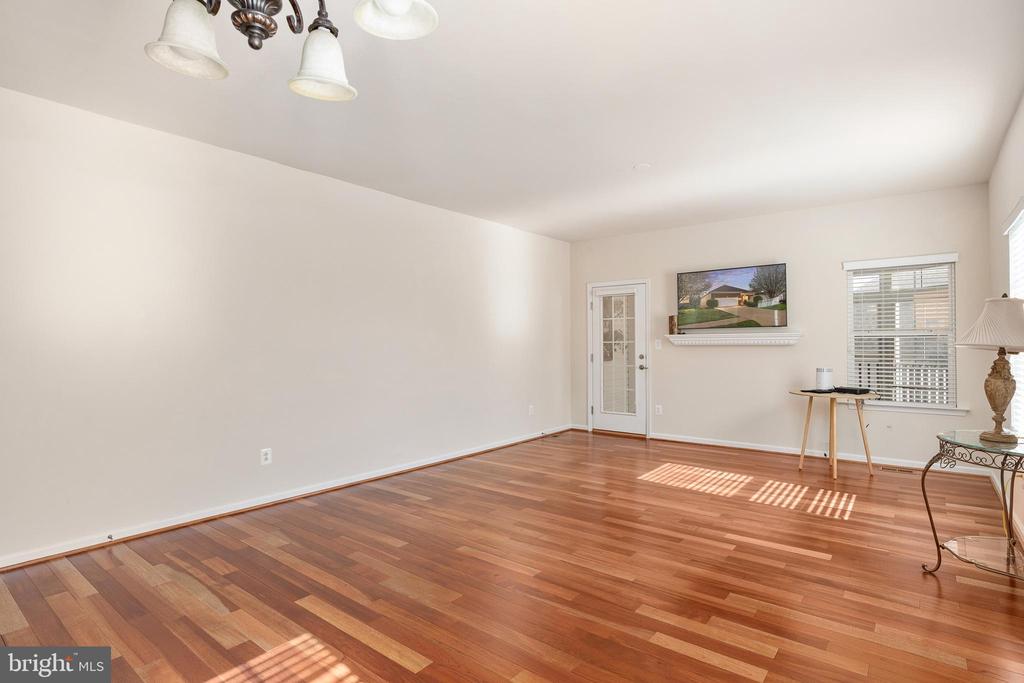 6227 E DRANESVILLE DR, FREDERICKSBURG, Virginia 22407, 3 Bedrooms Bedrooms, ,2 BathroomsBathrooms,Residential,6227 E DRANESVILLE DR,VASP2040226 MLS # VASP2040226