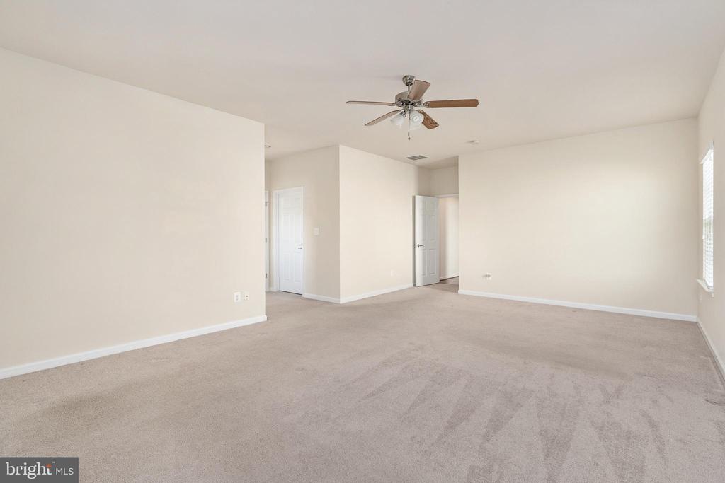 6227 E DRANESVILLE DR, FREDERICKSBURG, Virginia 22407, 3 Bedrooms Bedrooms, ,2 BathroomsBathrooms,Residential,6227 E DRANESVILLE DR,VASP2040226 MLS # VASP2040226