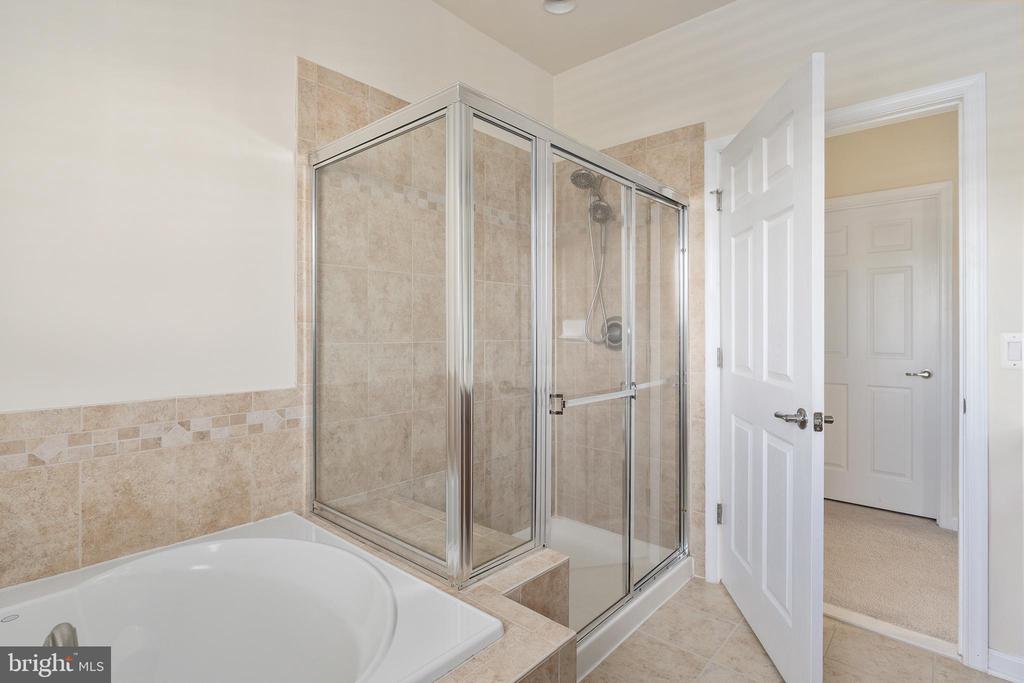 6227 E DRANESVILLE DR, FREDERICKSBURG, Virginia 22407, 3 Bedrooms Bedrooms, ,2 BathroomsBathrooms,Residential,6227 E DRANESVILLE DR,VASP2040226 MLS # VASP2040226