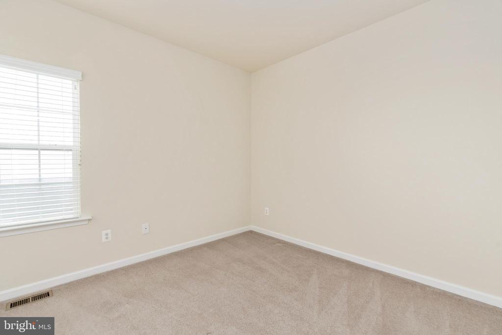 6227 E DRANESVILLE DR, FREDERICKSBURG, Virginia 22407, 3 Bedrooms Bedrooms, ,2 BathroomsBathrooms,Residential,6227 E DRANESVILLE DR,VASP2040226 MLS # VASP2040226