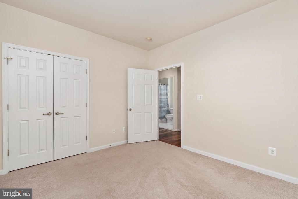 6227 E DRANESVILLE DR, FREDERICKSBURG, Virginia 22407, 3 Bedrooms Bedrooms, ,2 BathroomsBathrooms,Residential,6227 E DRANESVILLE DR,VASP2040226 MLS # VASP2040226