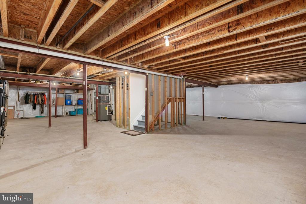 6227 E DRANESVILLE DR, FREDERICKSBURG, Virginia 22407, 3 Bedrooms Bedrooms, ,2 BathroomsBathrooms,Residential,6227 E DRANESVILLE DR,VASP2040226 MLS # VASP2040226