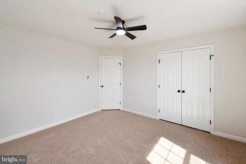 40 ROBINS CT, PALMYRA, Virginia 22963, 3 Bedrooms Bedrooms, ,2 BathroomsBathrooms,Residential,40 ROBINS CT,VAFN2000648 MLS # VAFN2000648