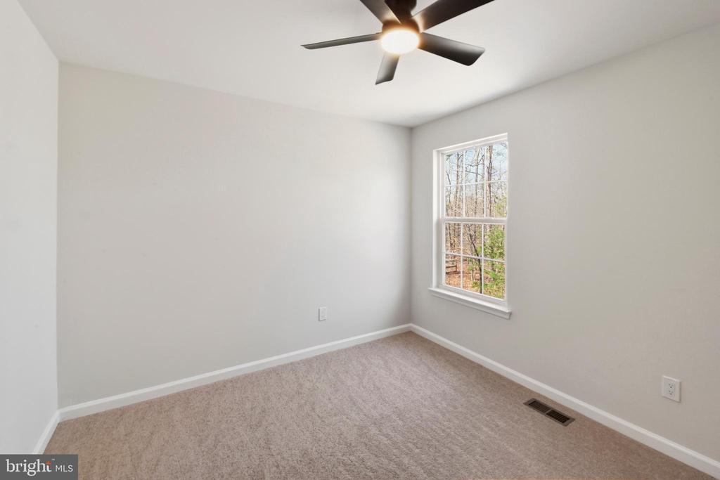 40 ROBINS CT, PALMYRA, Virginia 22963, 3 Bedrooms Bedrooms, ,2 BathroomsBathrooms,Residential,40 ROBINS CT,VAFN2000648 MLS # VAFN2000648