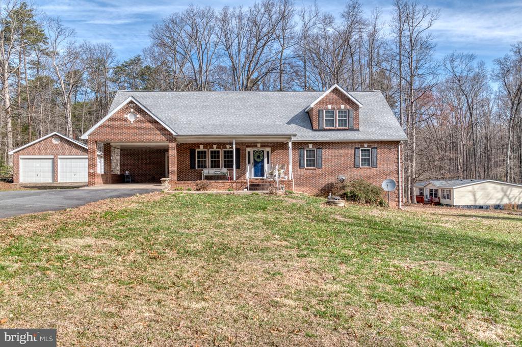 3220 COURTNEY SCHOOL RD, MIDLAND, Virginia, 6 Bedrooms Bedrooms, ,4 BathroomsBathrooms,Residential,3220 COURTNEY SCHOOL RD,VAFQ2021068 MLS # VAFQ2021068