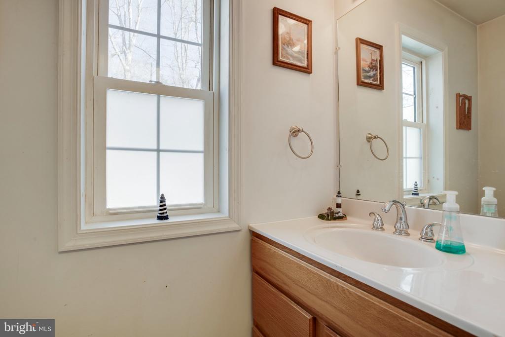 3220 COURTNEY SCHOOL RD, MIDLAND, Virginia, 6 Bedrooms Bedrooms, ,4 BathroomsBathrooms,Residential,3220 COURTNEY SCHOOL RD,VAFQ2021068 MLS # VAFQ2021068