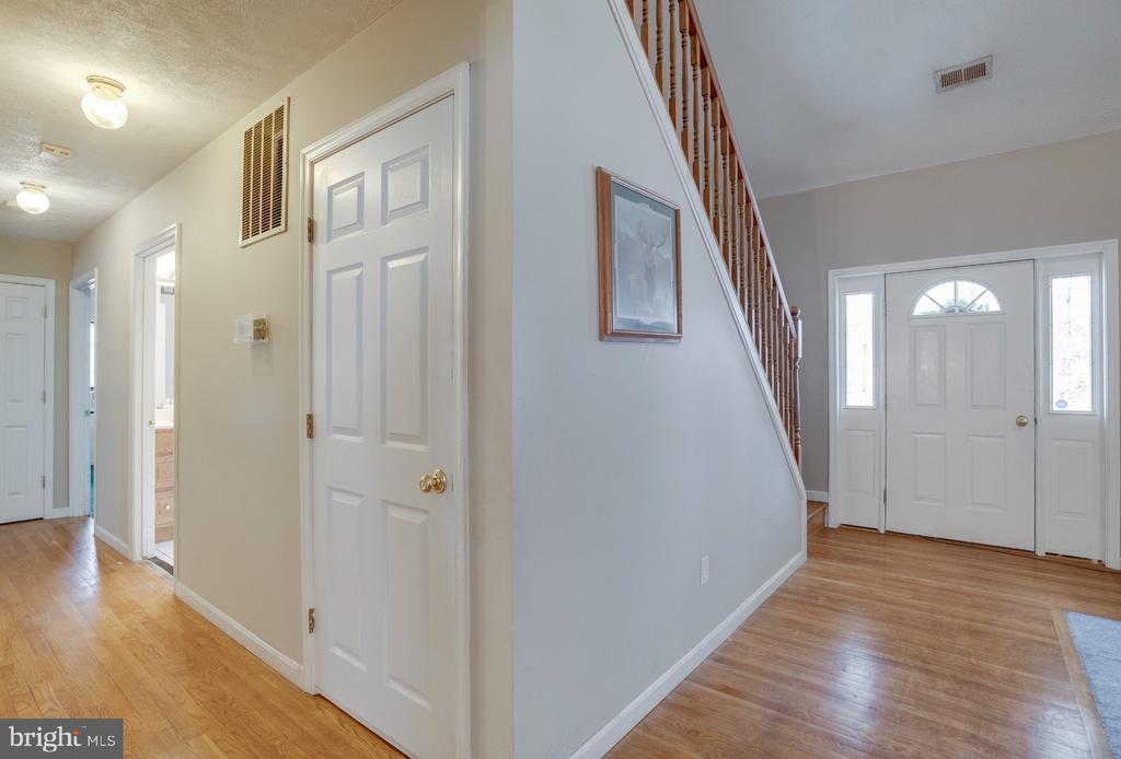 3220 COURTNEY SCHOOL RD, MIDLAND, Virginia, 6 Bedrooms Bedrooms, ,4 BathroomsBathrooms,Residential,3220 COURTNEY SCHOOL RD,VAFQ2021068 MLS # VAFQ2021068