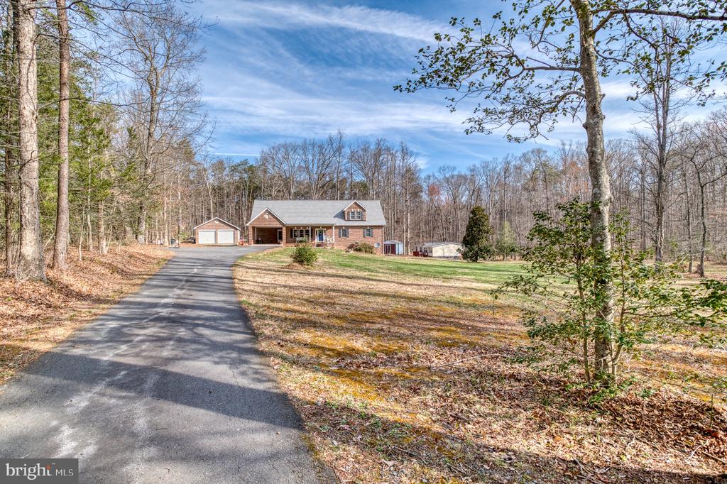 3220 COURTNEY SCHOOL RD, MIDLAND, Virginia, 6 Bedrooms Bedrooms, ,4 BathroomsBathrooms,Residential,3220 COURTNEY SCHOOL RD,VAFQ2021068 MLS # VAFQ2021068