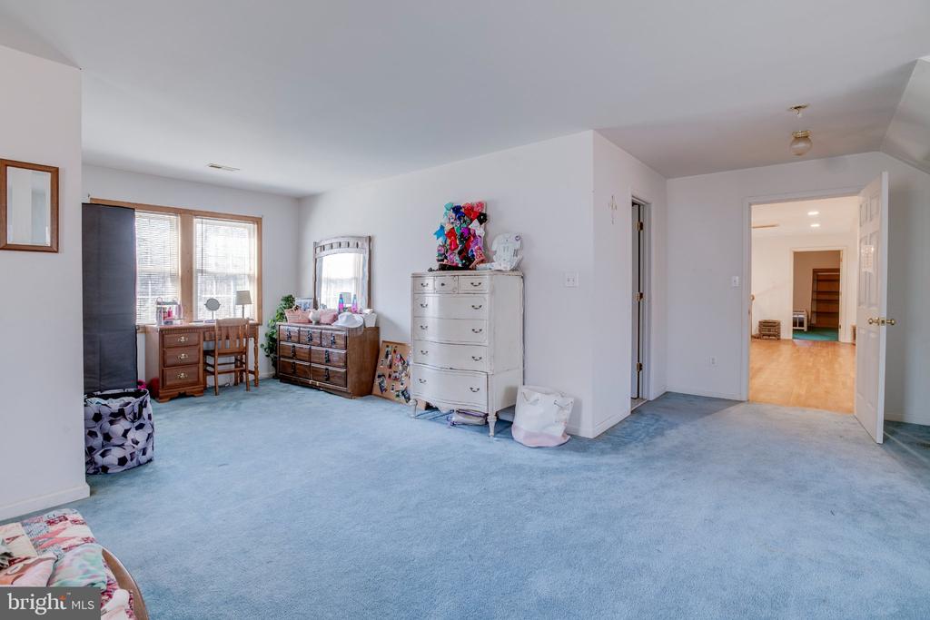 3220 COURTNEY SCHOOL RD, MIDLAND, Virginia, 6 Bedrooms Bedrooms, ,4 BathroomsBathrooms,Residential,3220 COURTNEY SCHOOL RD,VAFQ2021068 MLS # VAFQ2021068