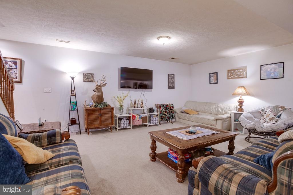 3220 COURTNEY SCHOOL RD, MIDLAND, Virginia, 6 Bedrooms Bedrooms, ,4 BathroomsBathrooms,Residential,3220 COURTNEY SCHOOL RD,VAFQ2021068 MLS # VAFQ2021068