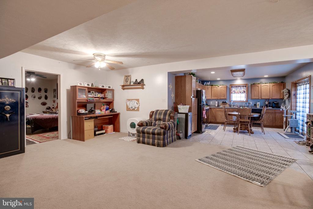 3220 COURTNEY SCHOOL RD, MIDLAND, Virginia, 6 Bedrooms Bedrooms, ,4 BathroomsBathrooms,Residential,3220 COURTNEY SCHOOL RD,VAFQ2021068 MLS # VAFQ2021068