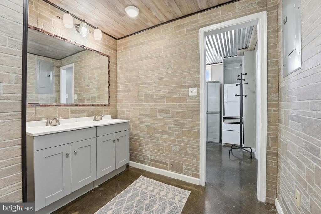 6052 BILAL CT, JEFFERSONTON, Virginia 22724, 3 Bedrooms Bedrooms, ,3 BathroomsBathrooms,Residential,6052 BILAL CT,VACU2013106 MLS # VACU2013106 6052 BILAL CT, JEFFERSONTON, Virginia 22724, 3 Bedrooms Bedrooms, ,3 BathroomsBathrooms,Residential,6052 BILAL CT,VACU2013106 MLS # VACU2013106