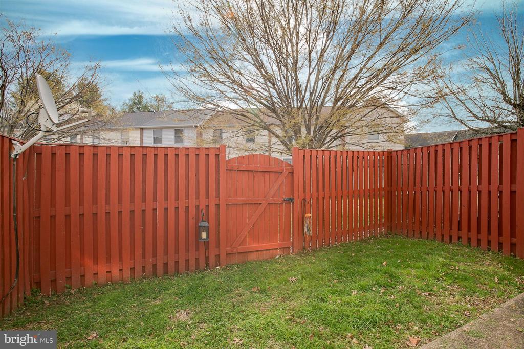 7686 WANKOMA DR, REMINGTON, Virginia 22734, 3 Bedrooms Bedrooms, ,2 BathroomsBathrooms,Residential,7686 WANKOMA DR,VAFQ2021086 MLS # VAFQ2021086