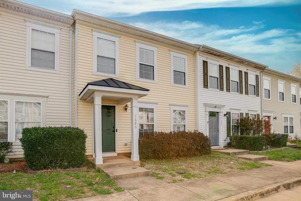 7686 WANKOMA DR, REMINGTON, Virginia 22734, 3 Bedrooms Bedrooms, ,2 BathroomsBathrooms,Residential,7686 WANKOMA DR,VAFQ2021086 MLS # VAFQ2021086