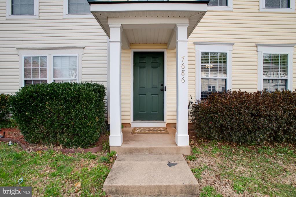 7686 WANKOMA DR, REMINGTON, Virginia 22734, 3 Bedrooms Bedrooms, ,2 BathroomsBathrooms,Residential,7686 WANKOMA DR,VAFQ2021086 MLS # VAFQ2021086