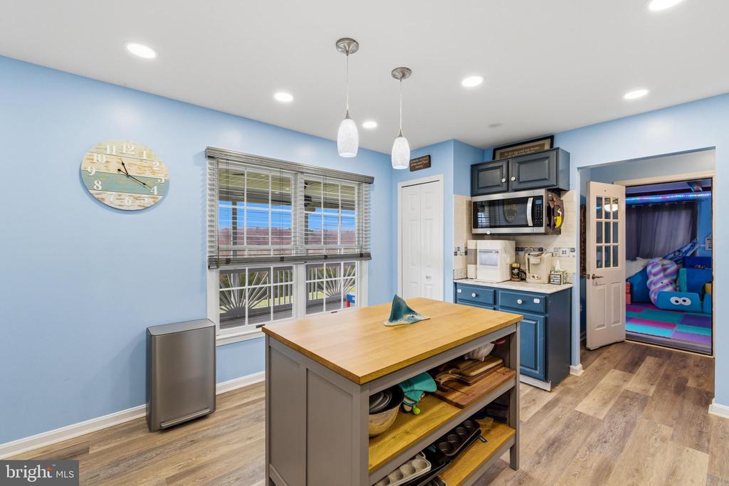 217 SILVER BELL LN, LURAY, Virginia 22835, 3 Bedrooms Bedrooms, ,3 BathroomsBathrooms,Residential,217 SILVER BELL LN,VAPA2006222 MLS # VAPA2006222