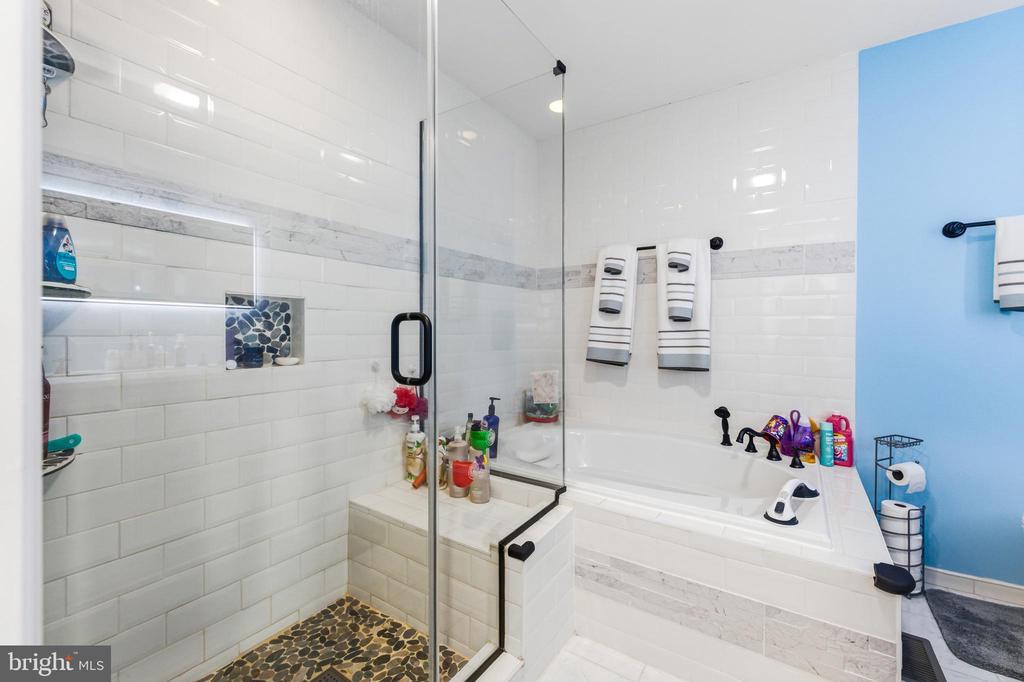 217 SILVER BELL LN, LURAY, Virginia 22835, 3 Bedrooms Bedrooms, ,3 BathroomsBathrooms,Residential,217 SILVER BELL LN,VAPA2006222 MLS # VAPA2006222