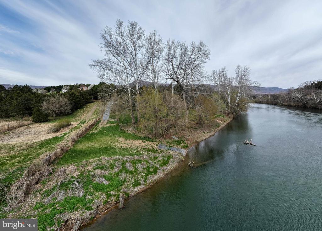 217 SILVER BELL LN, LURAY, Virginia 22835, 3 Bedrooms Bedrooms, ,3 BathroomsBathrooms,Residential,217 SILVER BELL LN,VAPA2006222 MLS # VAPA2006222