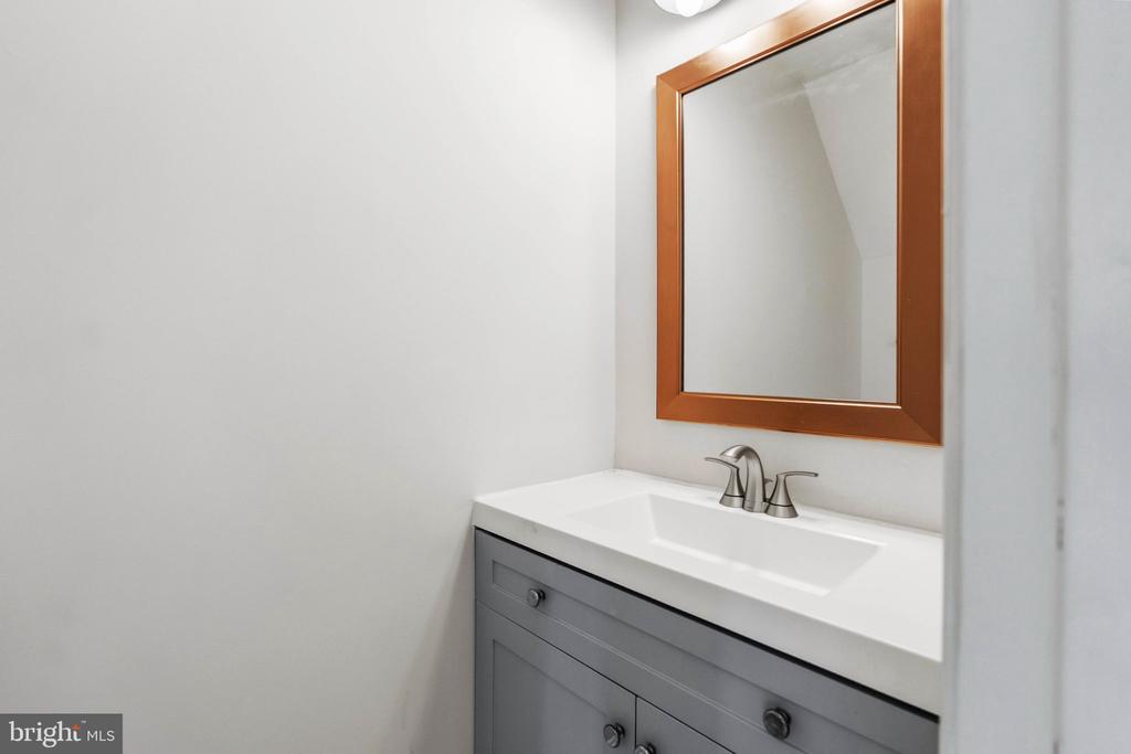 9928 MATTI HILL CT, FREDERICKSBURG, Virginia 22408, 2 Bedrooms Bedrooms, ,2 BathroomsBathrooms,Residential,9928 MATTI HILL CT,VASP2040382 MLS # VASP2040382