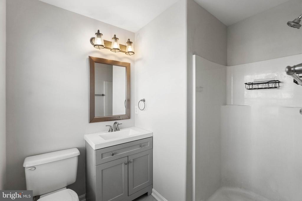 9928 MATTI HILL CT, FREDERICKSBURG, Virginia 22408, 2 Bedrooms Bedrooms, ,2 BathroomsBathrooms,Residential,9928 MATTI HILL CT,VASP2040382 MLS # VASP2040382