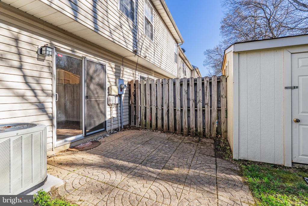 9928 MATTI HILL CT, FREDERICKSBURG, Virginia 22408, 2 Bedrooms Bedrooms, ,2 BathroomsBathrooms,Residential,9928 MATTI HILL CT,VASP2040382 MLS # VASP2040382