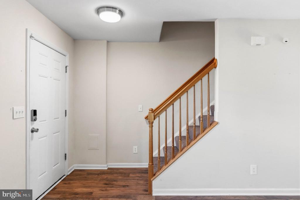 9928 MATTI HILL CT, FREDERICKSBURG, Virginia 22408, 2 Bedrooms Bedrooms, ,2 BathroomsBathrooms,Residential,9928 MATTI HILL CT,VASP2040382 MLS # VASP2040382