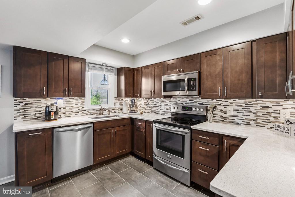 12311 CORTER AVE, FREDERICKSBURG, Virginia 22407, 3 Bedrooms Bedrooms, ,2 BathroomsBathrooms,Residential,12311 CORTER AVE,VASP2040384 MLS # VASP2040384