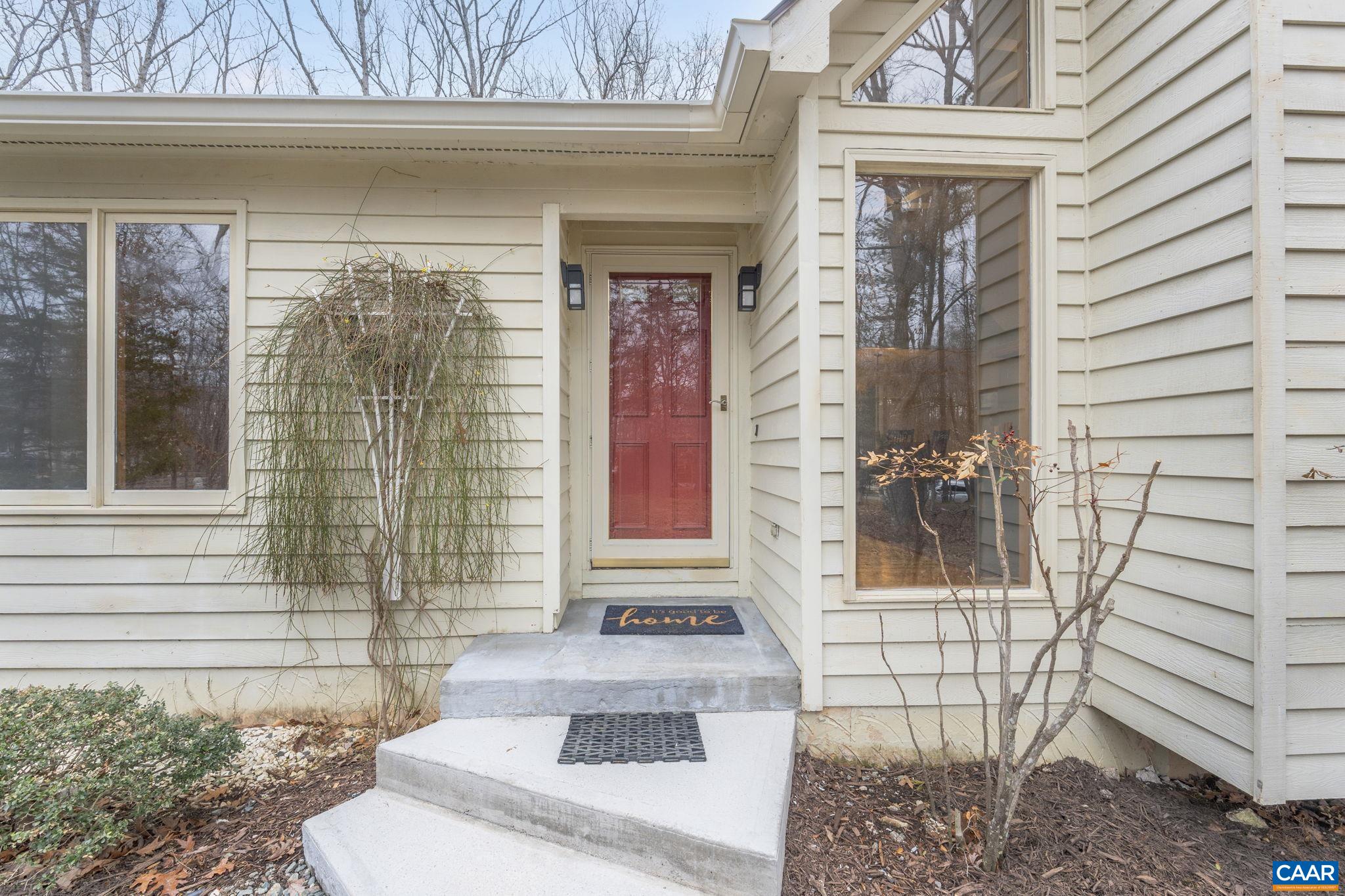 22 BRIDLEWOOD DR, PALMYRA, Virginia 22963, 3 Bedrooms Bedrooms, ,2 BathroomsBathrooms,Residential,22 BRIDLEWOOD DR,673754 MLS # 673754