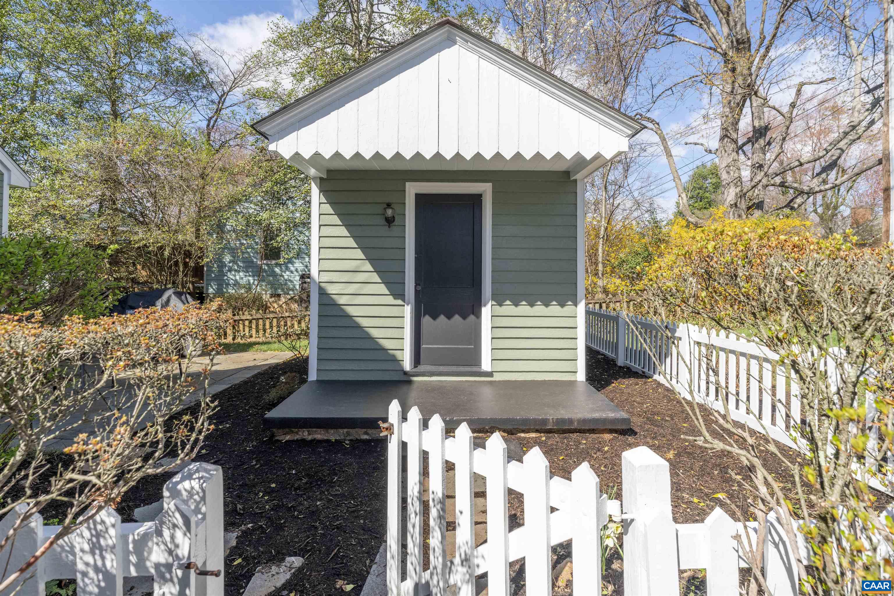 1504 RUTLEDGE AVE, CHARLOTTESVILLE, Virginia 22903, 3 Bedrooms Bedrooms, ,3 BathroomsBathrooms,Residential,Milton Grigg Cottage,1504 RUTLEDGE AVE,674841 MLS # 674841