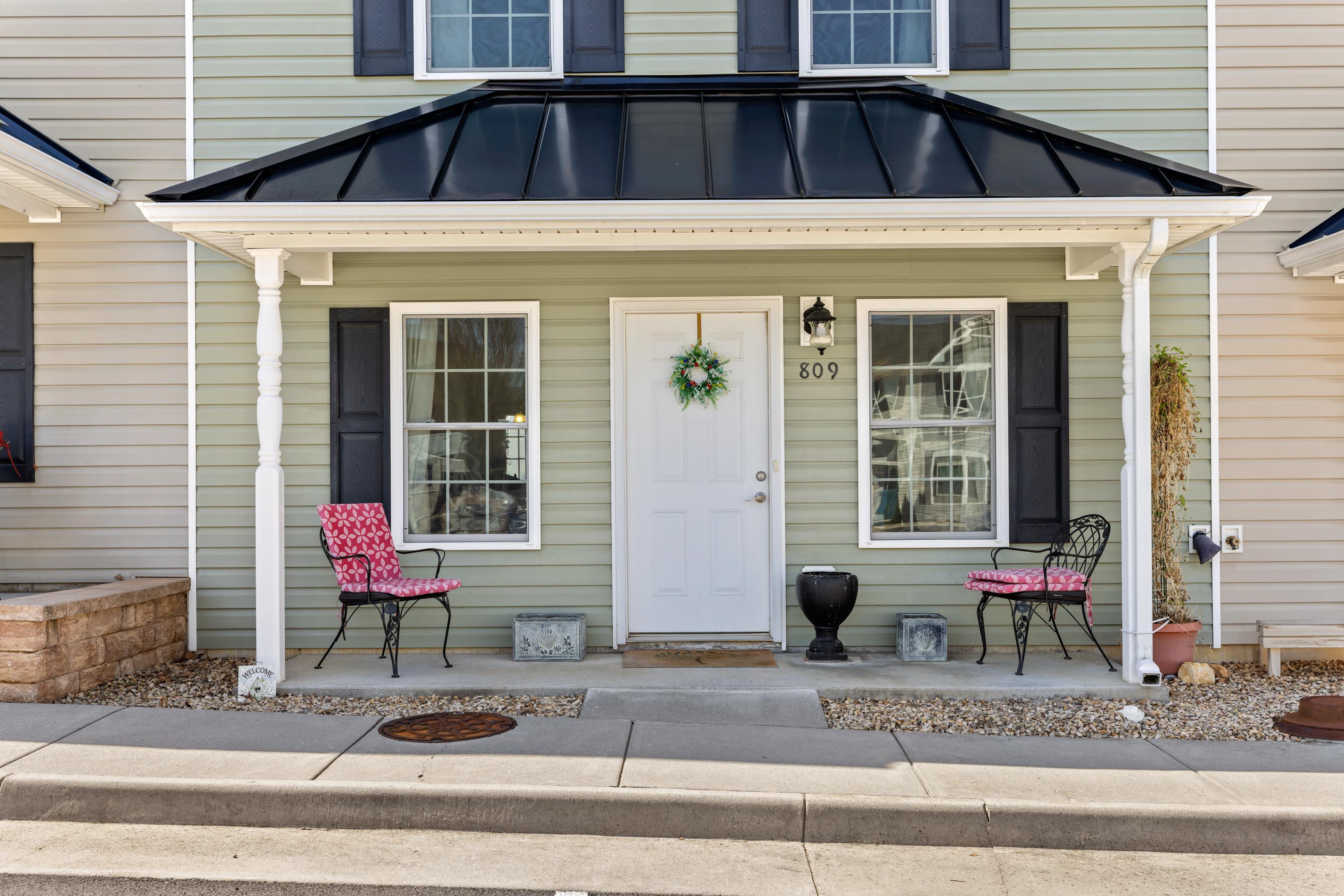 809 CARSON CIR, GROTTOES, Virginia 24441, 3 Bedrooms Bedrooms, ,2 BathroomsBathrooms,Residential,809 CARSON CIR,674925 MLS # 674925