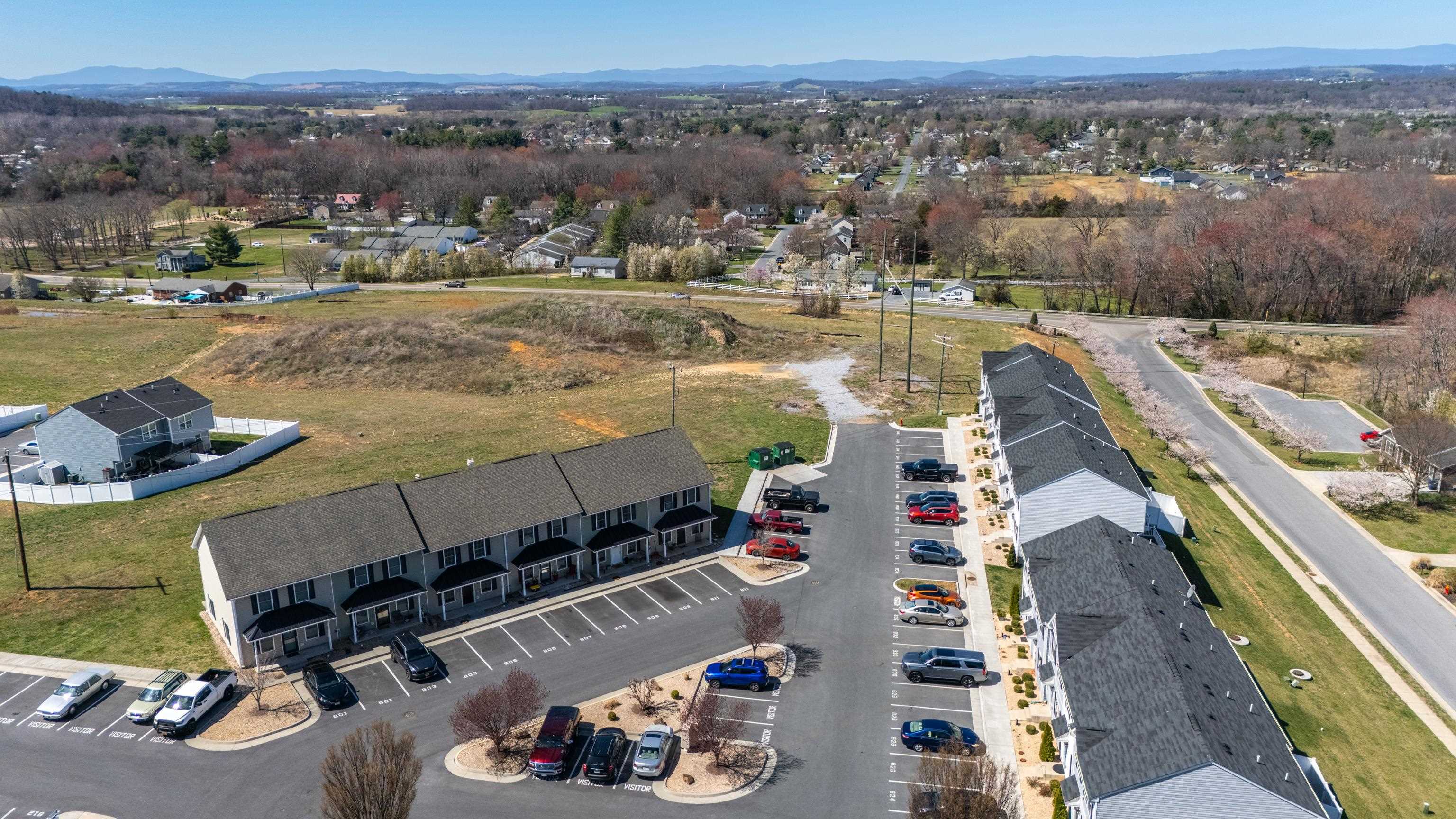 809 CARSON CIR, GROTTOES, Virginia 24441, 3 Bedrooms Bedrooms, ,2 BathroomsBathrooms,Residential,809 CARSON CIR,674925 MLS # 674925