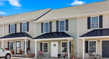 809 CARSON CIR, GROTTOES, Virginia 24441, 3 Bedrooms Bedrooms, ,2 BathroomsBathrooms,Residential,809 CARSON CIR,674925 MLS # 674925