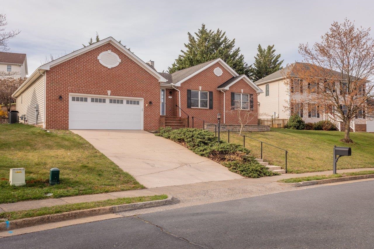 1151 DECCA DR, HARRISONBURG, Virginia 22801, 3 Bedrooms Bedrooms, ,2 BathroomsBathrooms,Residential,1151 DECCA DR,674932 MLS # 674932