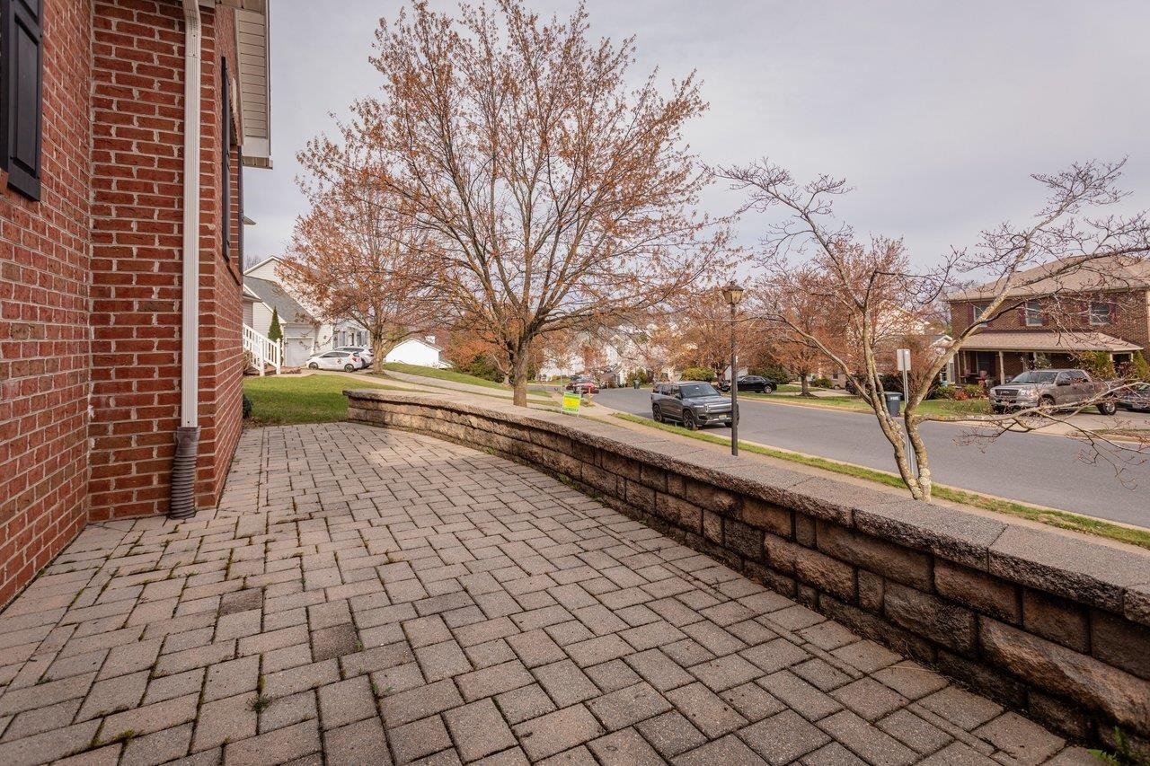 1151 DECCA DR, HARRISONBURG, Virginia 22801, 3 Bedrooms Bedrooms, ,2 BathroomsBathrooms,Residential,1151 DECCA DR,674932 MLS # 674932